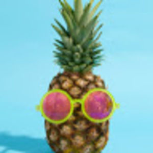 Meet your Posher, Madeline